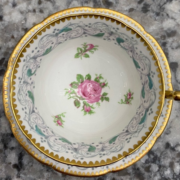 VERY RARE VINTAGE ADDERLEY BONE CHINA TEACUP AND SAUCER - Picture 4 of 12